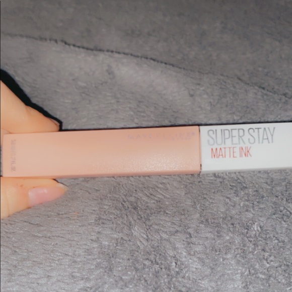 bundle of 8 different lipsticks - Picture 6 of 9